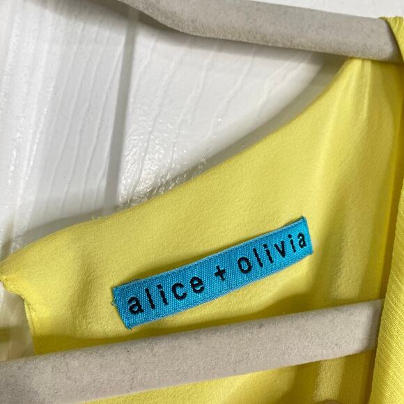 ALICE + OLIVIA Briar Pleated Bell Sleeve Top Yellow Batwing Accordion Sleeve XS - Picture 4 of 8